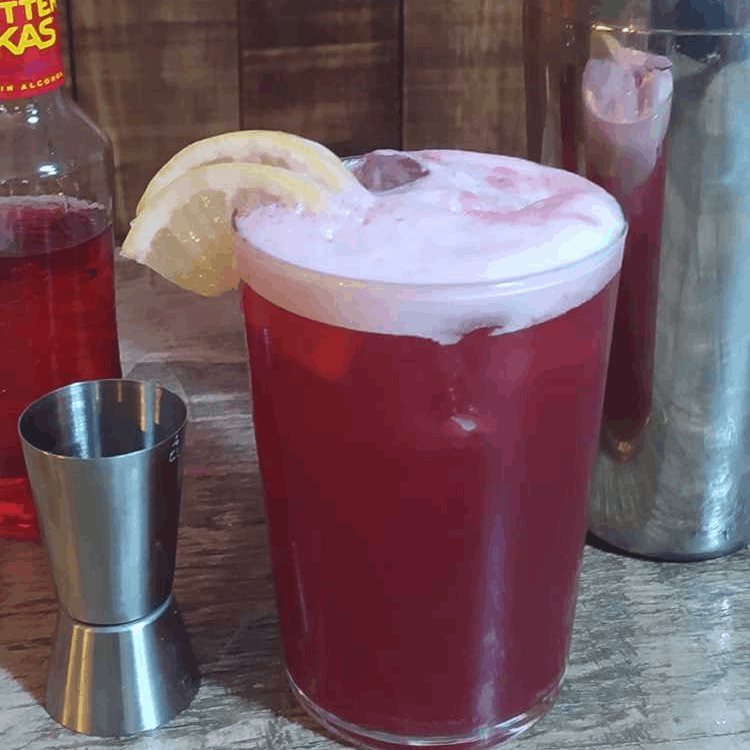 doble rojo - La Clave - 6o-Ruta-del-Coctel-00-de-Medina-del-Campo-2021